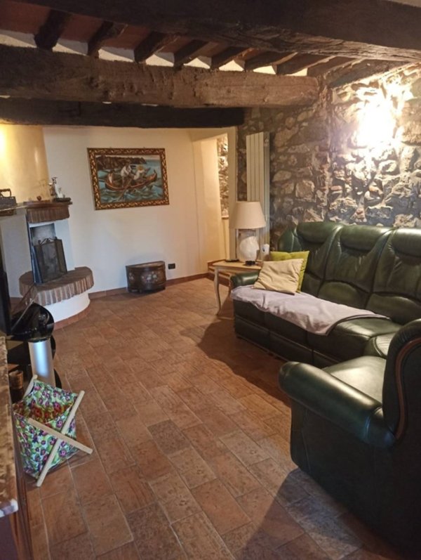 appartamento in vendita a Quarrata in zona Buriano