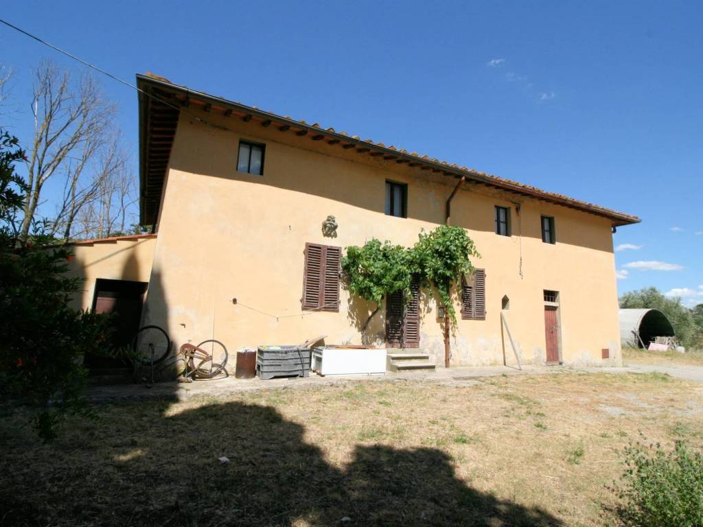 casa indipendente in vendita a Quarrata