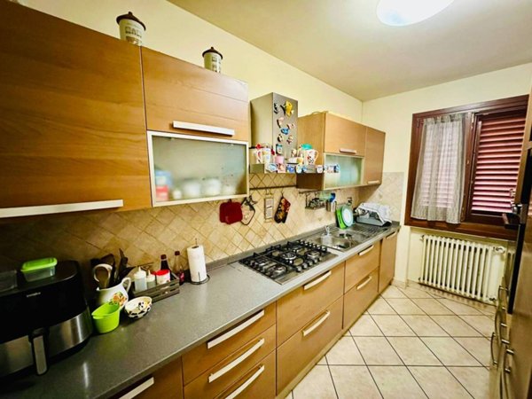 casa indipendente in vendita a Quarrata in zona Catena