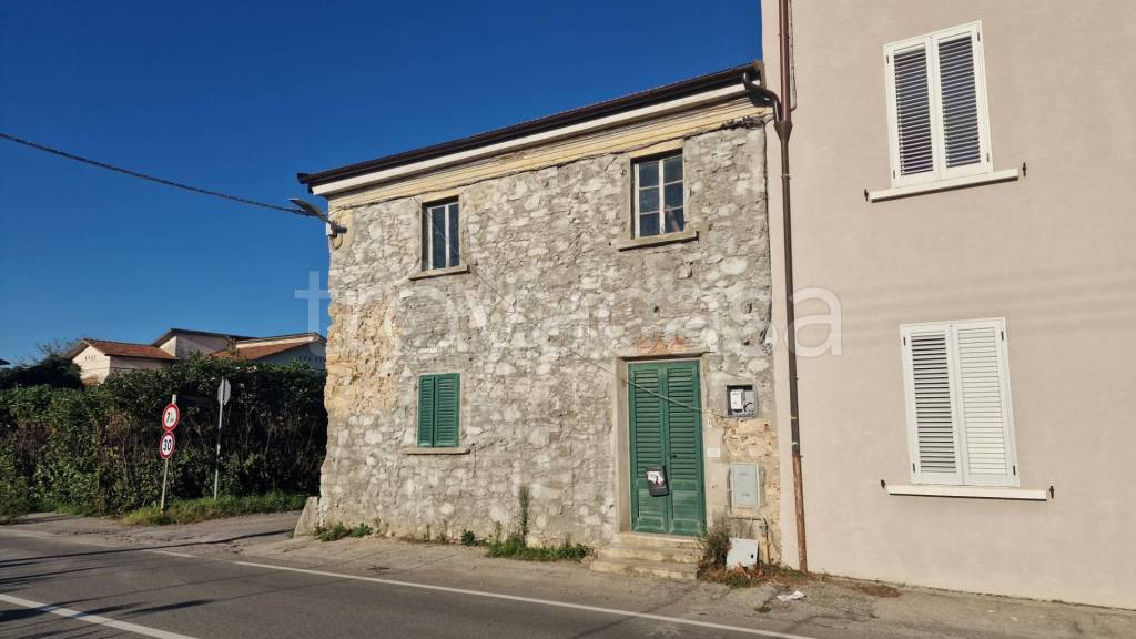 casa indipendente in vendita a Quarrata in zona Casini