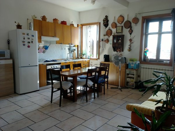 appartamento in vendita a Quarrata in zona Casini