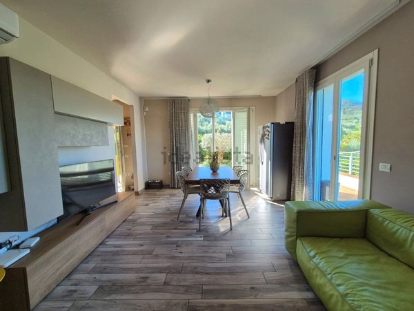 casa indipendente in vendita a Quarrata