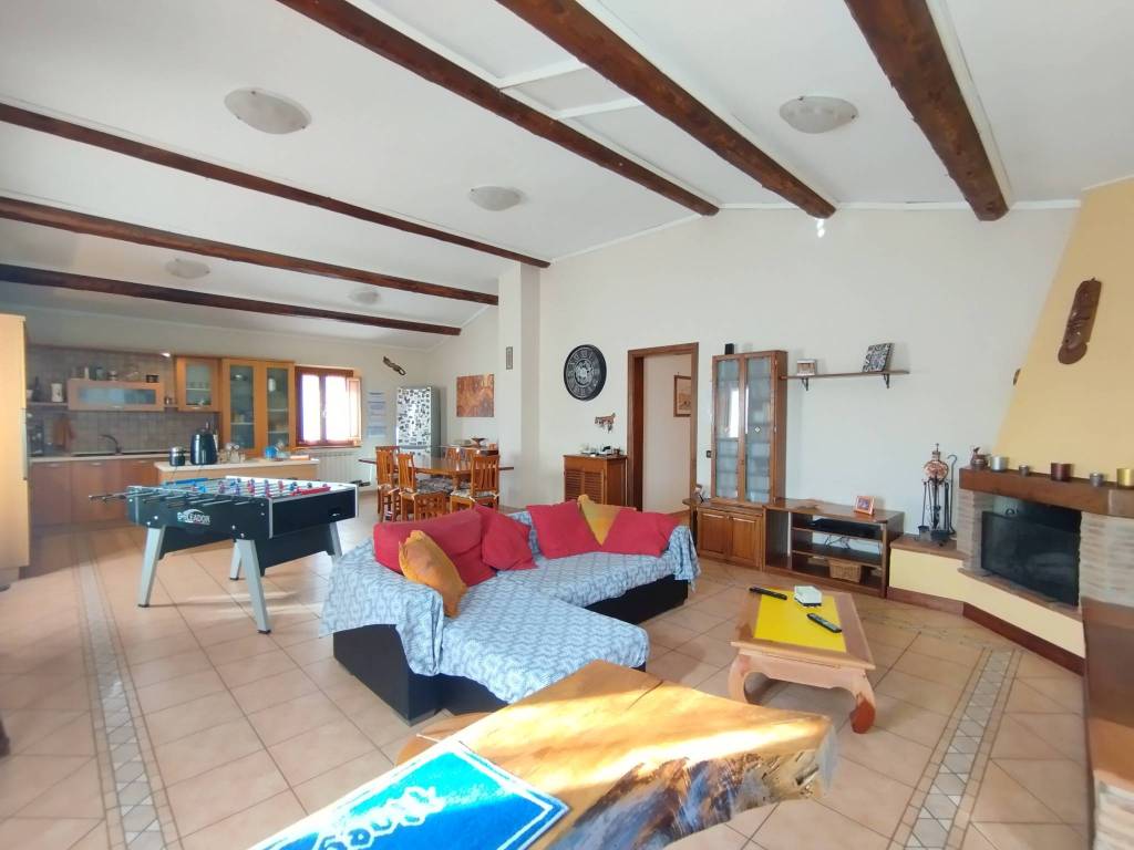 appartamento in vendita a Quarrata in zona Olmi