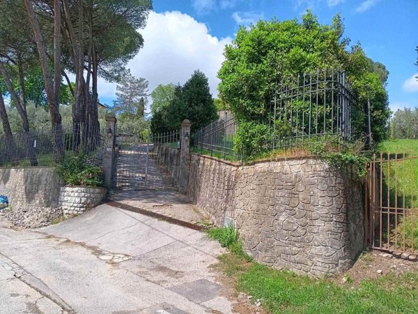 casa indipendente in vendita a Quarrata