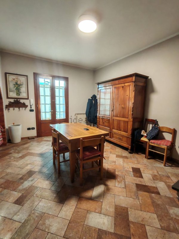 casa indipendente in vendita a Quarrata in zona Valenzatico