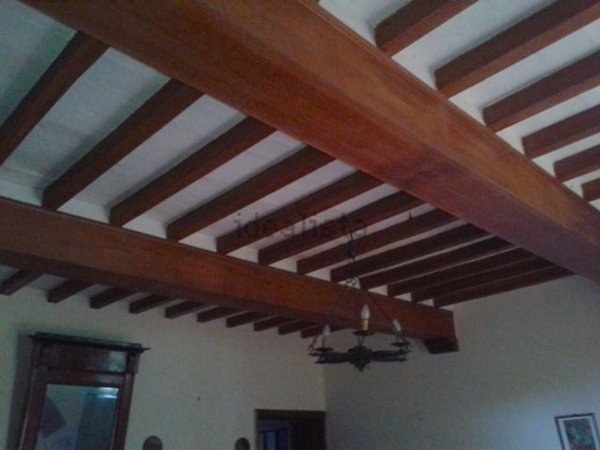 casa indipendente in vendita a Quarrata in zona Valenzatico