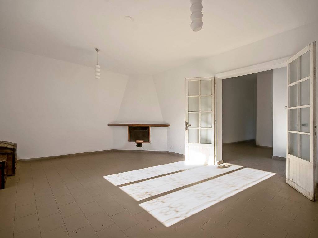 casa indipendente in vendita a Quarrata