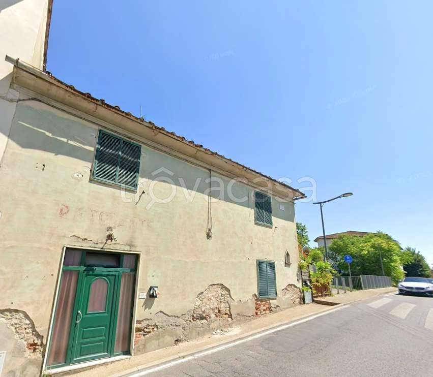 casa indipendente in vendita a Quarrata