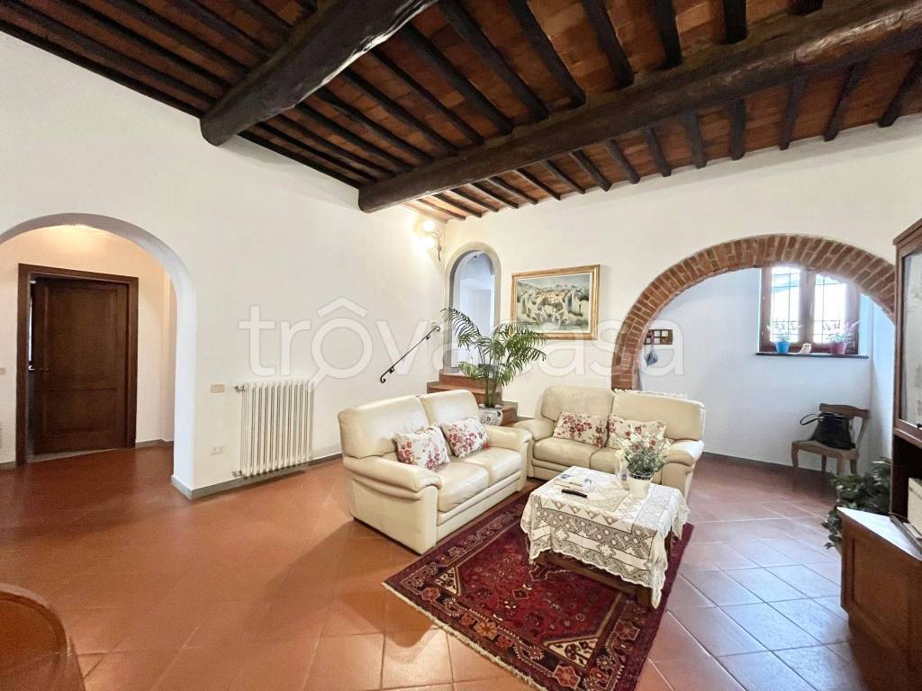 casa indipendente in vendita a Quarrata