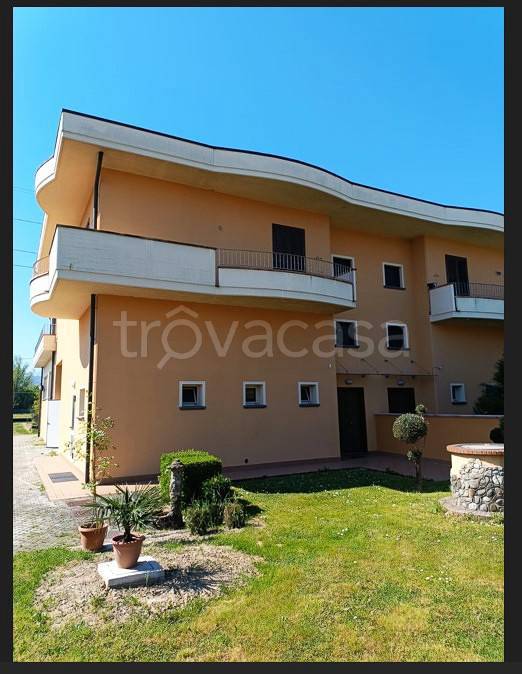 casa indipendente in vendita a Quarrata