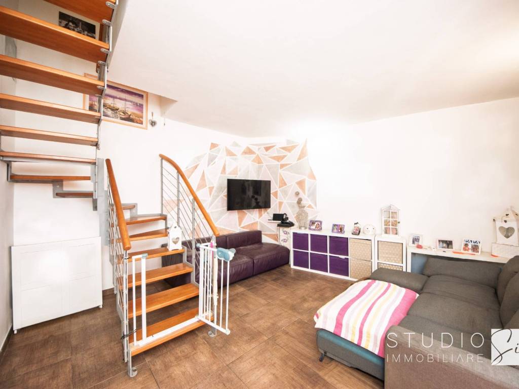 casa indipendente in vendita a Quarrata