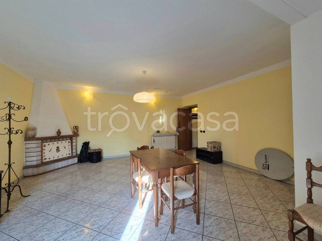 appartamento in vendita a Quarrata in zona Barba