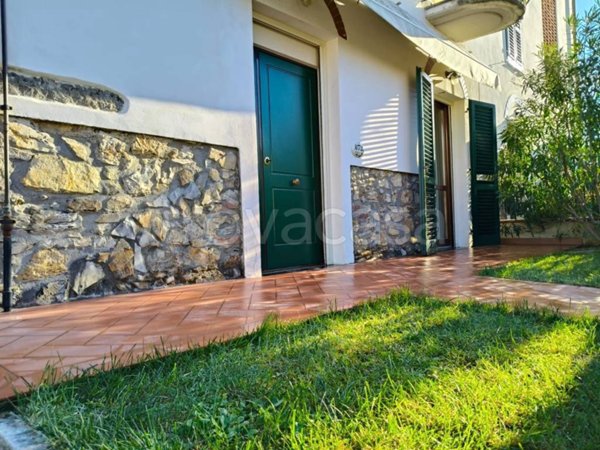 appartamento in vendita a Quarrata in zona Casini