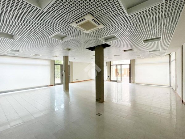 negozio in vendita a Quarrata