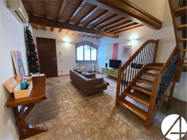 casa indipendente in vendita a Quarrata