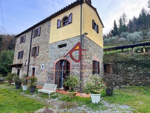 casale in vendita a Quarrata