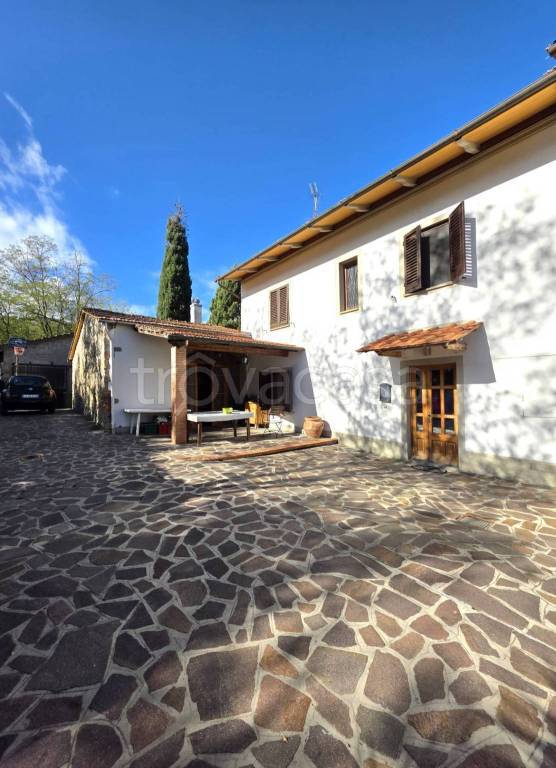 casa indipendente in vendita a Quarrata in zona Forrottoli