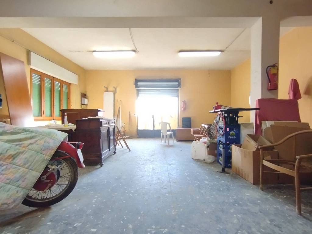 negozio in vendita a Quarrata