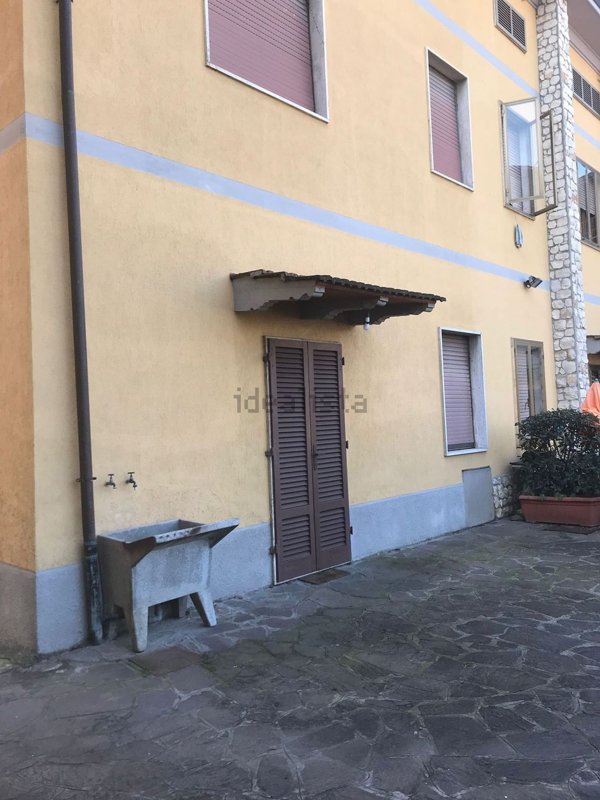 casa indipendente in vendita a Quarrata