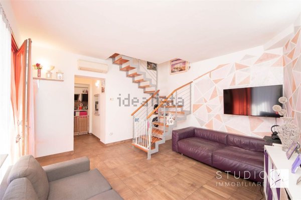 casa indipendente in vendita a Quarrata