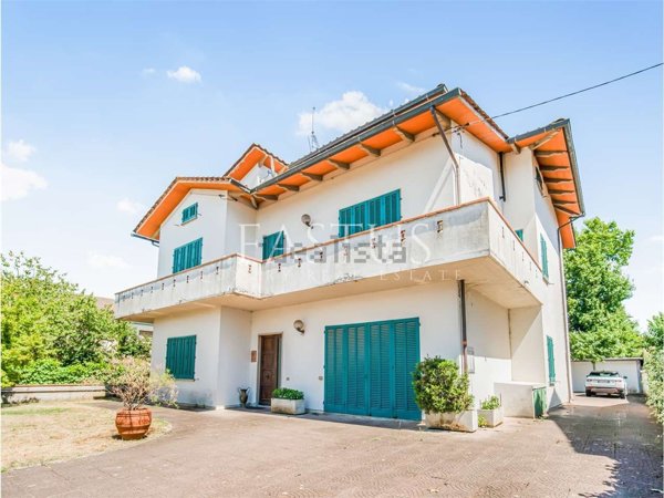 casa indipendente in vendita a Quarrata in zona Santonuovo