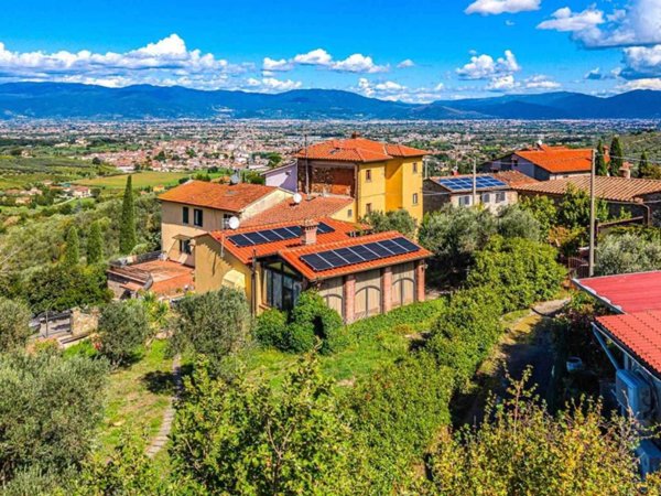 casa semindipendente in vendita a Quarrata in zona Buriano