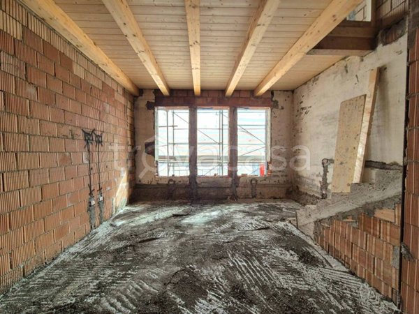 casa indipendente in vendita a Quarrata