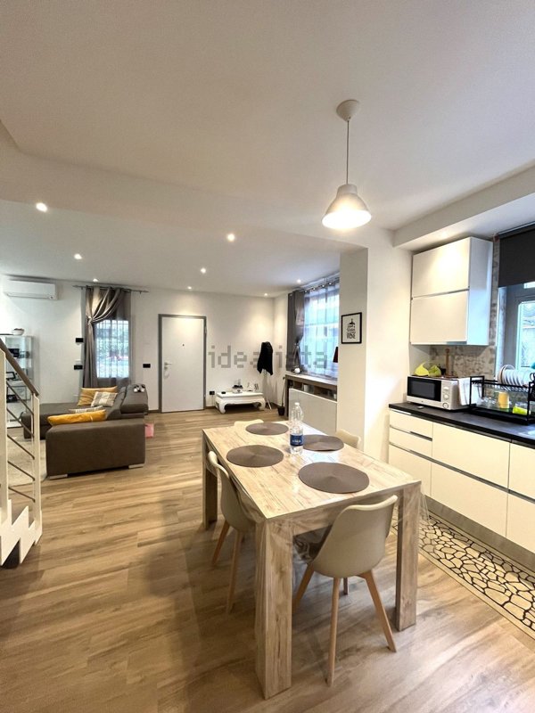 casa indipendente in vendita a Quarrata