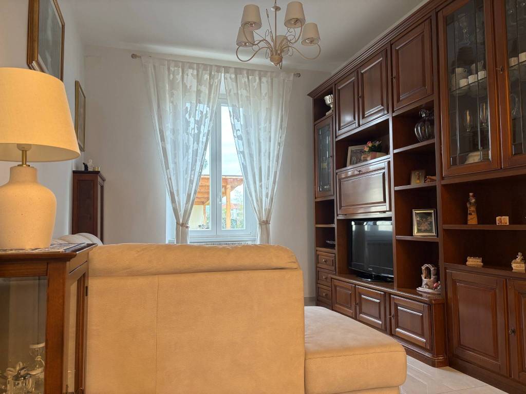 appartamento in vendita a Quarrata in zona Barba