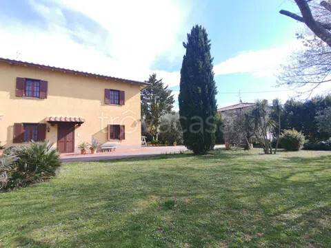 casa indipendente in vendita a Quarrata in zona Casini