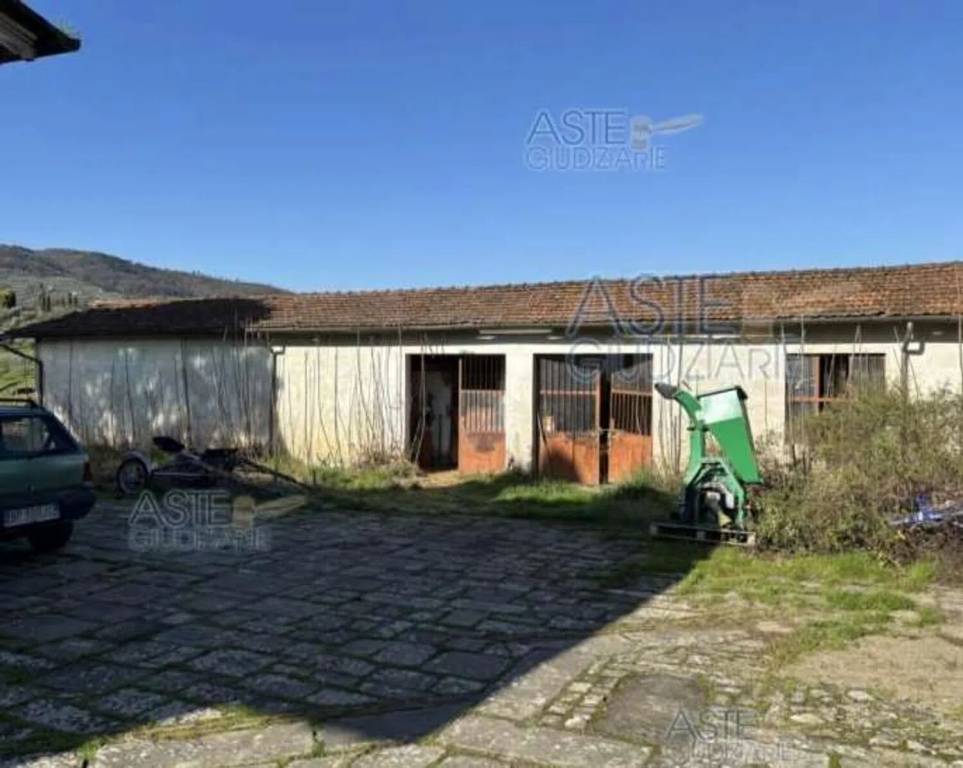 casa indipendente in vendita a Quarrata in zona Forrottoli