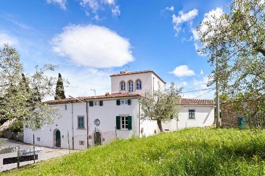 casa indipendente in vendita a Quarrata in zona Tizzana
