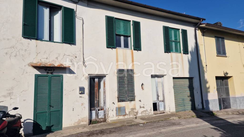 casa indipendente in vendita a Quarrata