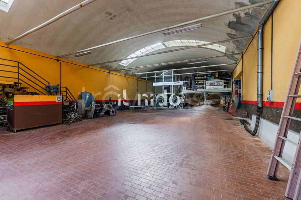 negozio in vendita a Quarrata