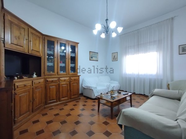 casa indipendente in vendita a Quarrata