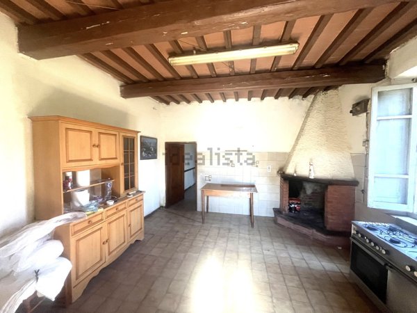 casa indipendente in vendita a Quarrata