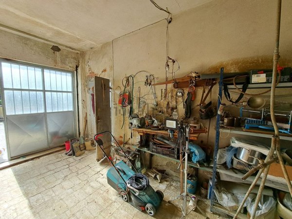 quadrivano in vendita a Quarrata in zona Catena