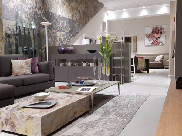 negozio in vendita a Quarrata in zona Campiglio