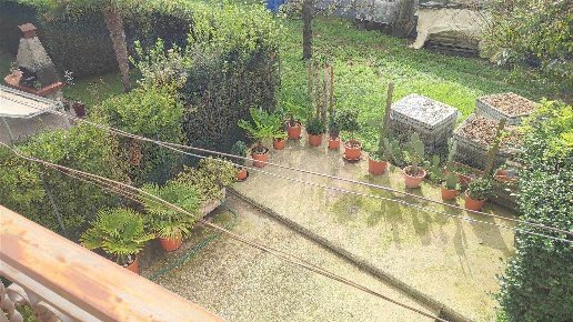 casa indipendente in vendita a Quarrata