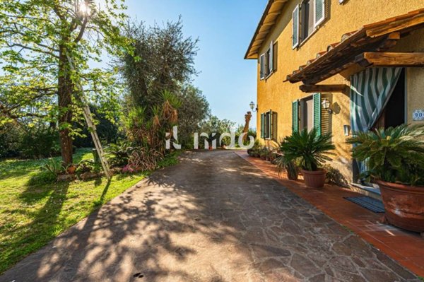casa indipendente in vendita a Quarrata in zona Olmi