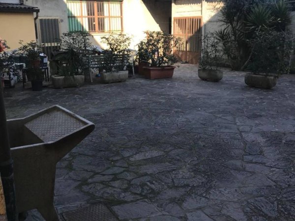 casa indipendente in vendita a Quarrata