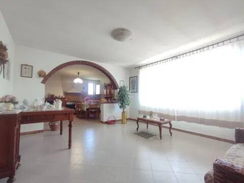 casa indipendente in vendita a Quarrata
