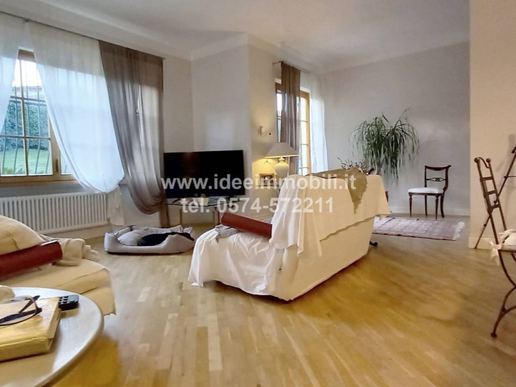 casa indipendente in vendita a Quarrata