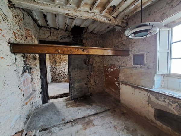 appartamento in vendita a Quarrata in zona Valenzatico