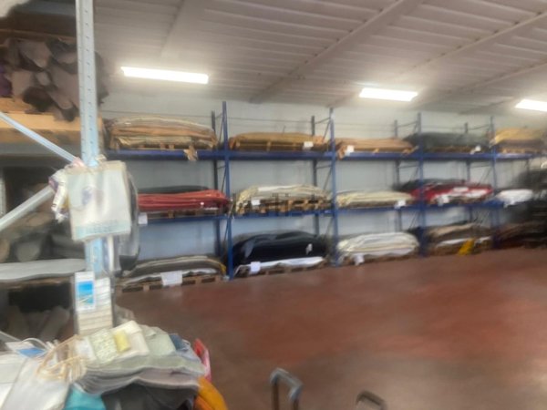 locale di sgombero in vendita a Quarrata