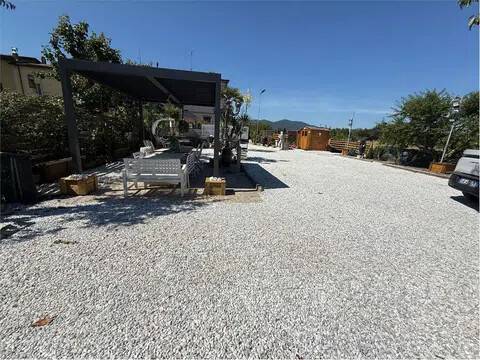 appartamento in vendita a Quarrata in zona Casini