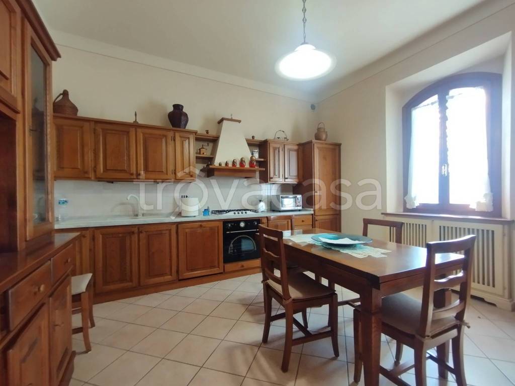 casa indipendente in vendita a Quarrata in zona Montemagno