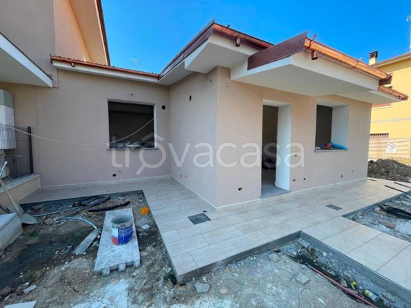 casa indipendente in vendita a Quarrata