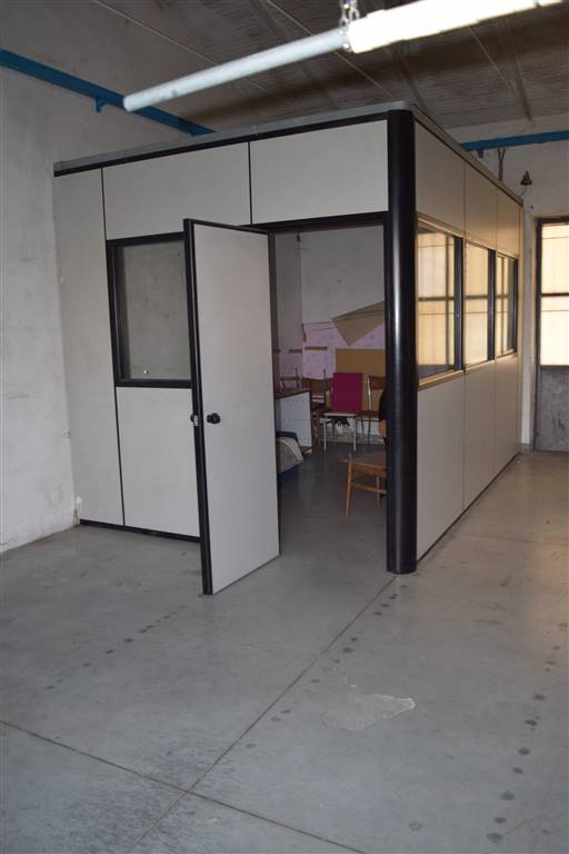 ufficio in vendita a Quarrata in zona Catena