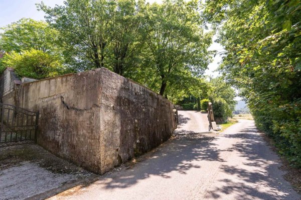 casa indipendente in vendita a Quarrata in zona Santonuovo